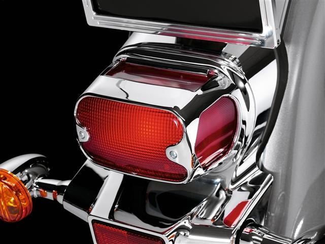 Taillight Covers chromefor _x000D_
Suzuki VL 800 Volusia / WVBM _x000D_
 ...