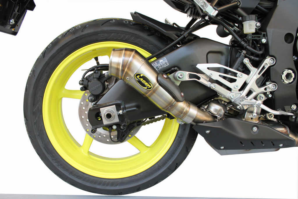 Laser 'X-Treme' GP style slip-on silencers - MT-10 - Bike Design webshop